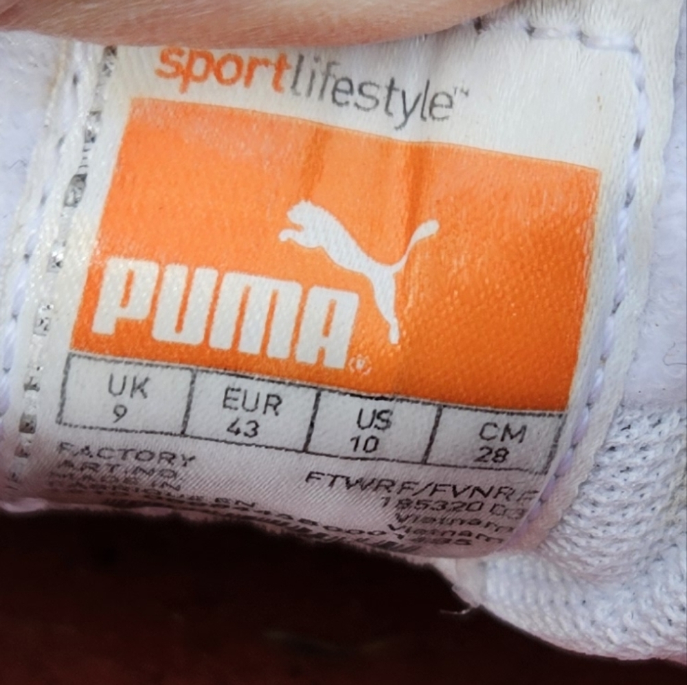 PUMA Golf Shoes - Picture 2 of 2